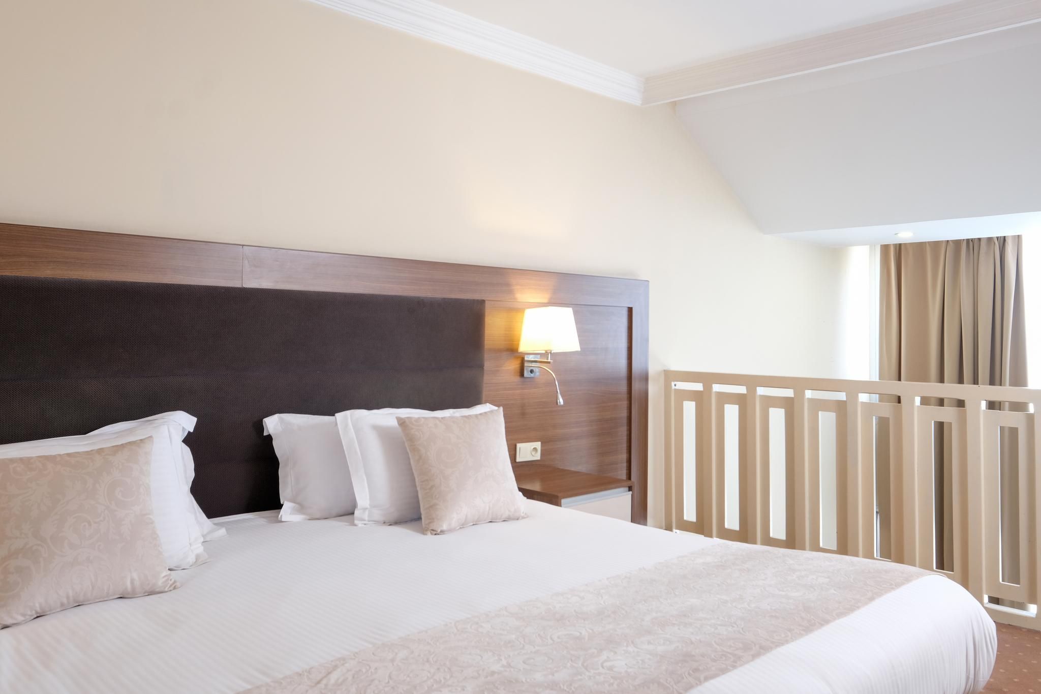 Duplex City View Suite