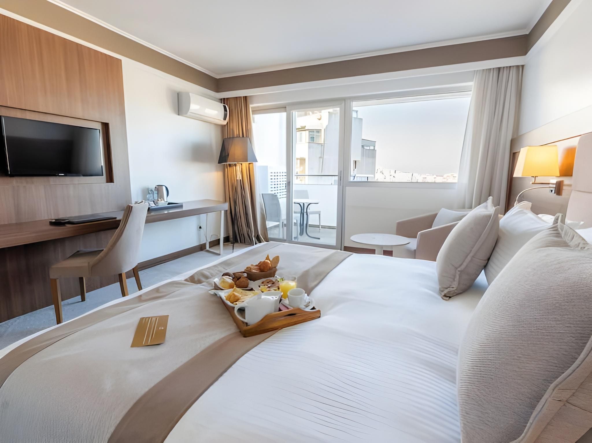 Deluxe Room Twin or Double Bed City View