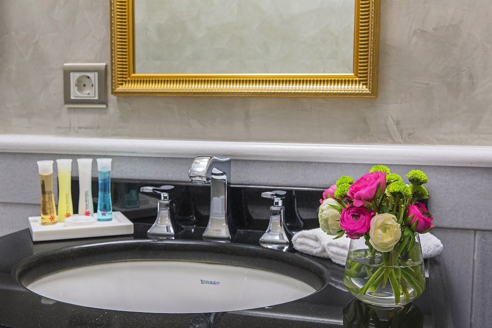 undefined Meroddi Bagdatliyan Hotel 10