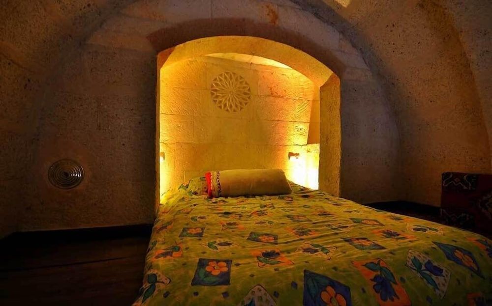 Akman Butik Hotel Deluxe Quadruple Room, 1 Bedroom, Non Smoking, Courtyard View 6