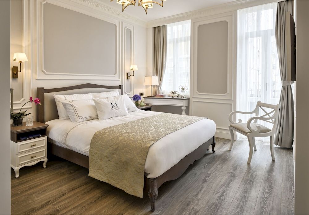 undefined Mirrors Hotel 2