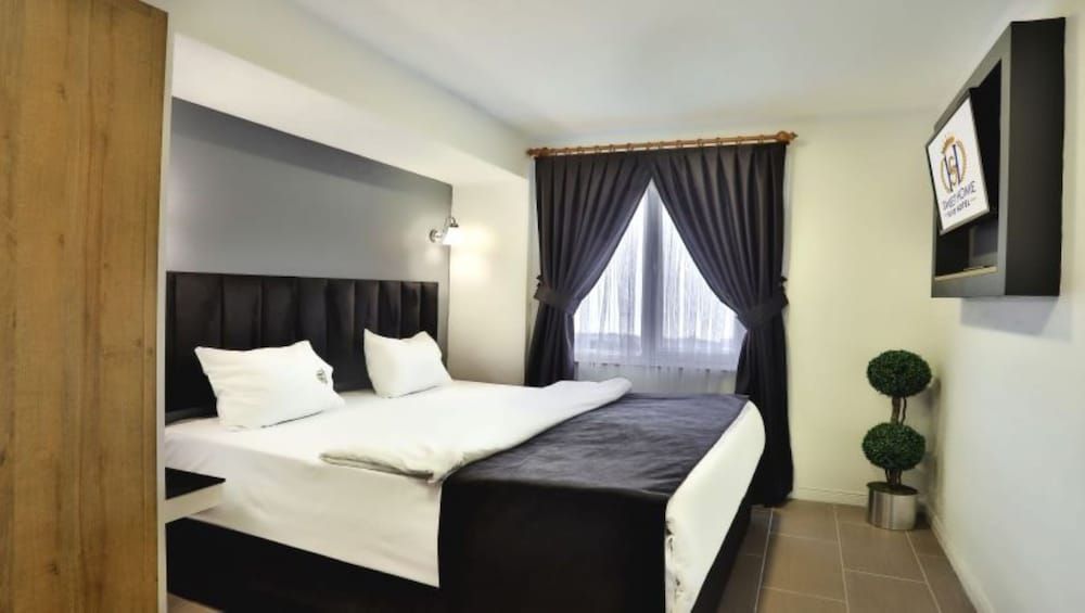 undefined Sweet Home Suite Hotel 3