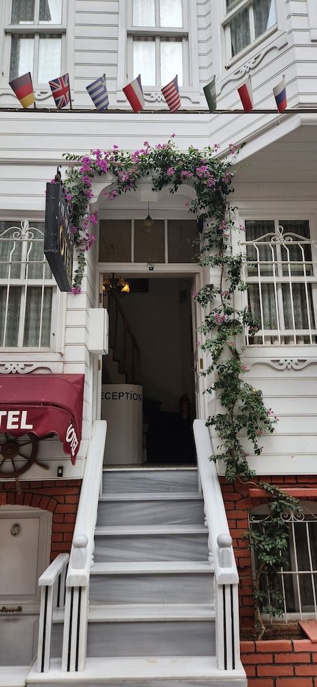 undefined Kadıköy White House 10