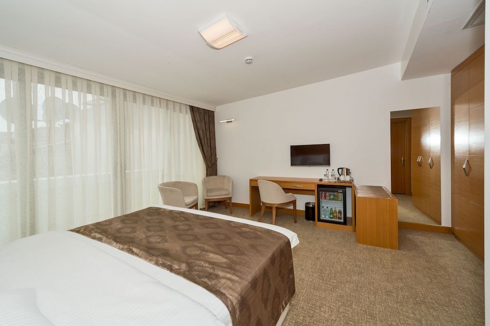 undefined Mien Suites 4