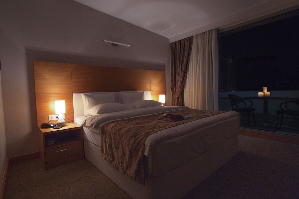 undefined Mien Suites 6