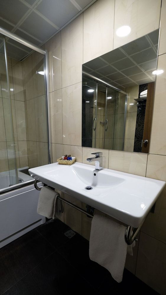 Esila Hotel Standard Room 12