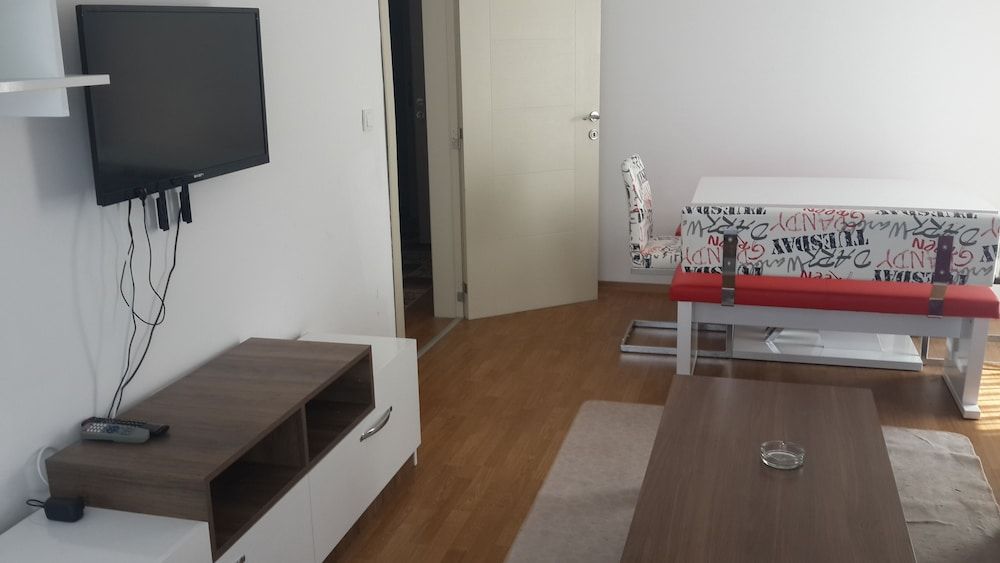 Deluxe Suite, 2 Bedrooms, Lake View
