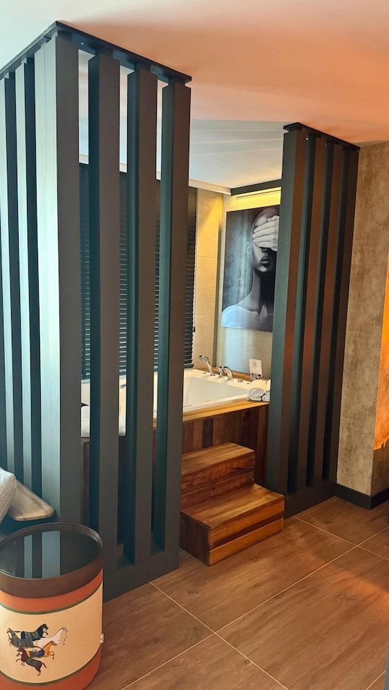 Sirin Park Hotel Deluxe Studio Suite 17