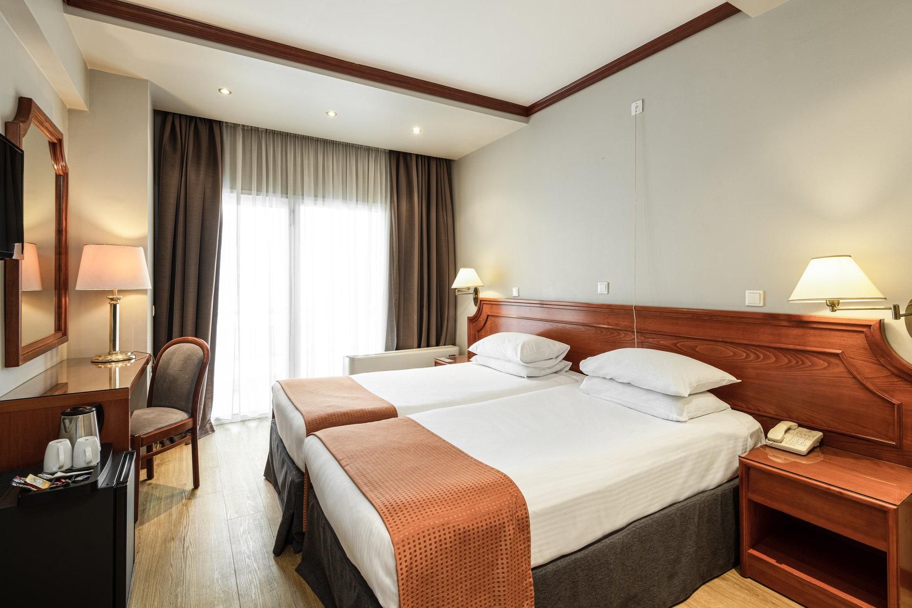 2 Single Bed Standard Smoking Accessible