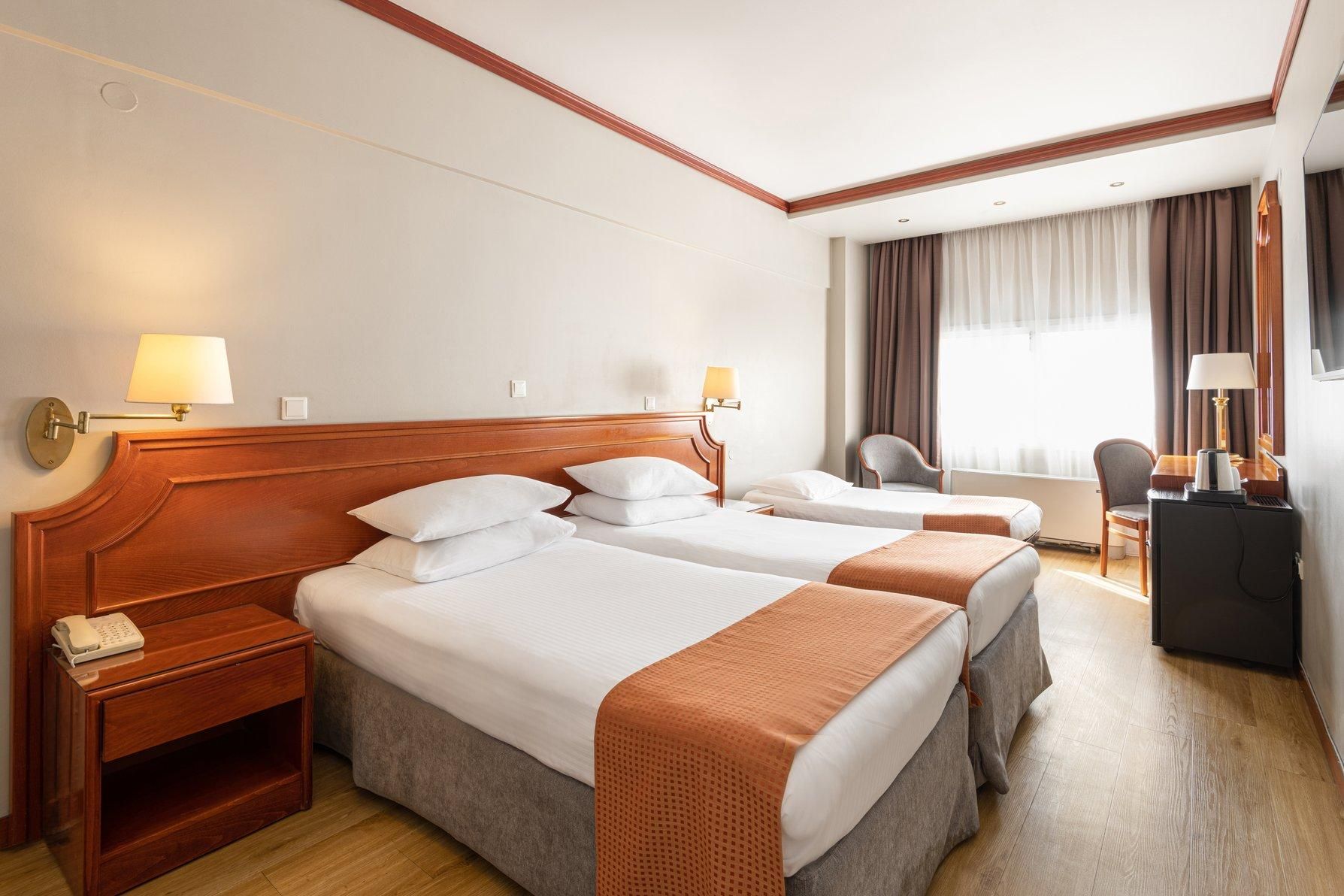 2 Single Beds Plus Rollaway Non Smoking