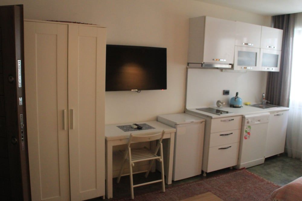 Istanbul HUB Flats Economy Quadruple Room 25