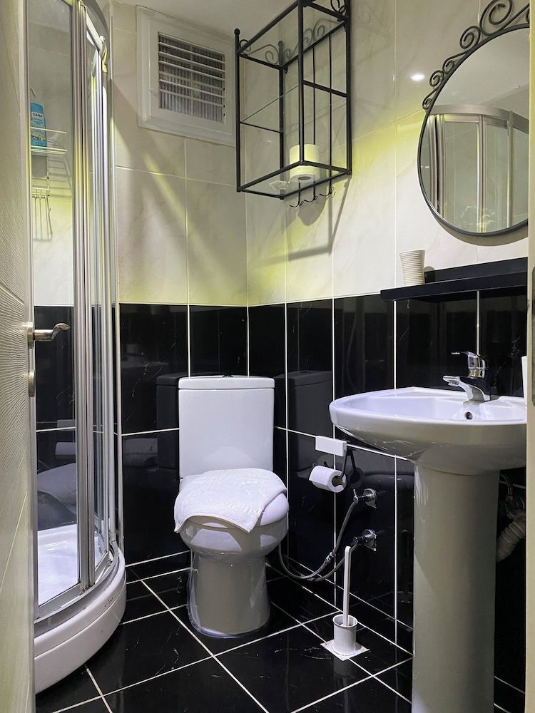 Istanbul HUB Flats Economy Quadruple Room 21