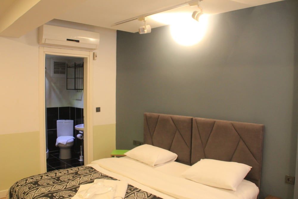 Istanbul HUB Flats Economy Quadruple Room 29