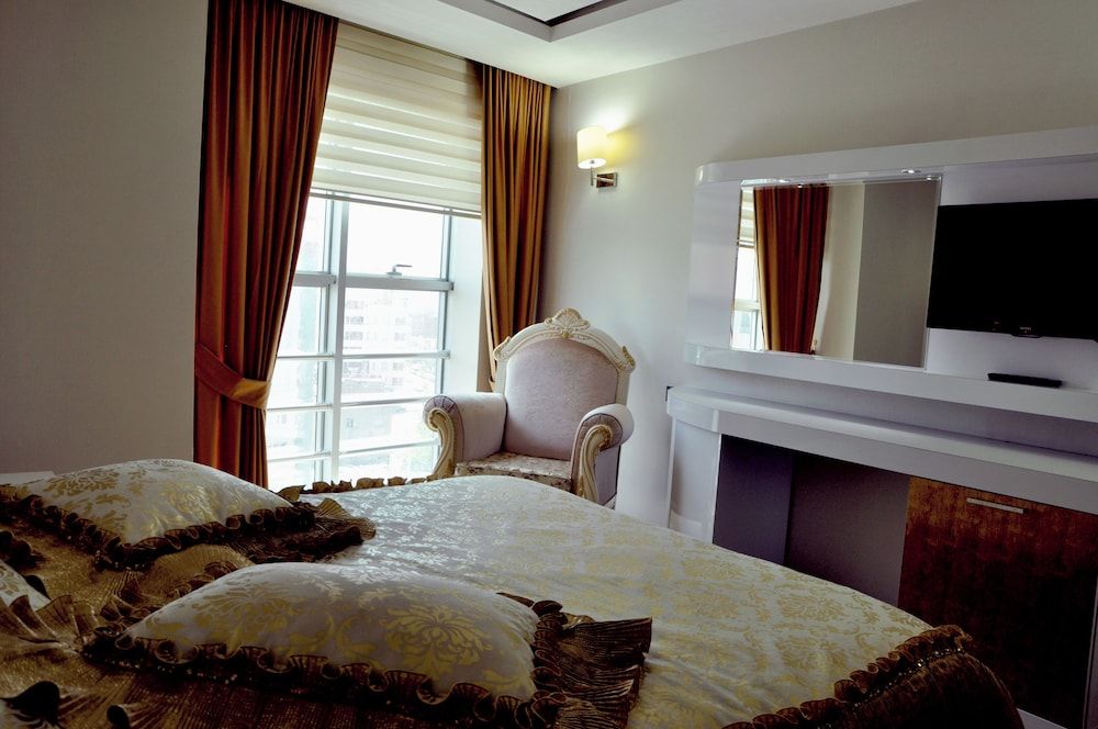 The Ancient Mesopotamia Hotel Deluxe Suite, 1 Bedroom, Non Smoking, City View 5