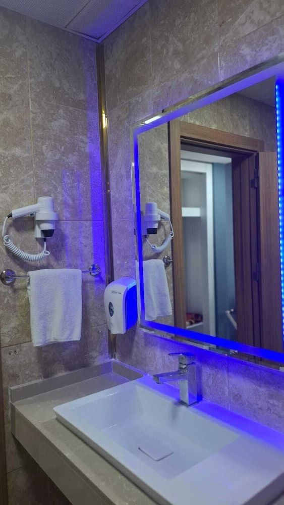 The Ancient Mesopotamia Hotel Deluxe Suite, 1 Bedroom, Non Smoking, City View 8