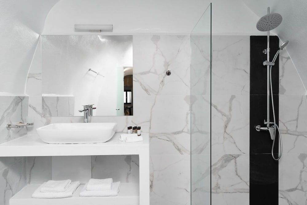 undefined Mill Houses New Elegant Suites 8