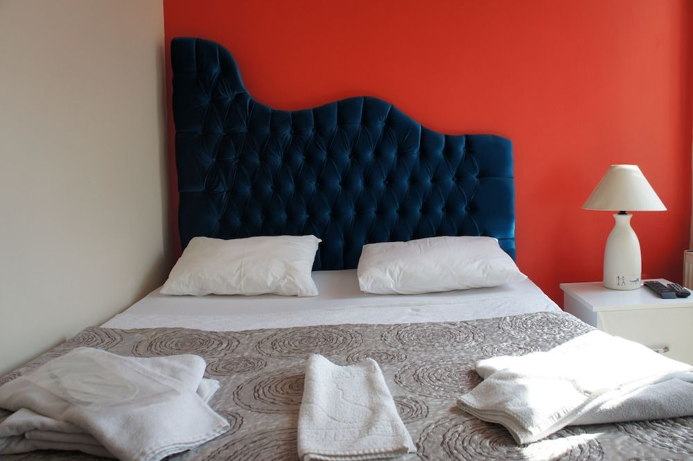 undefined Bridge Aparts 4