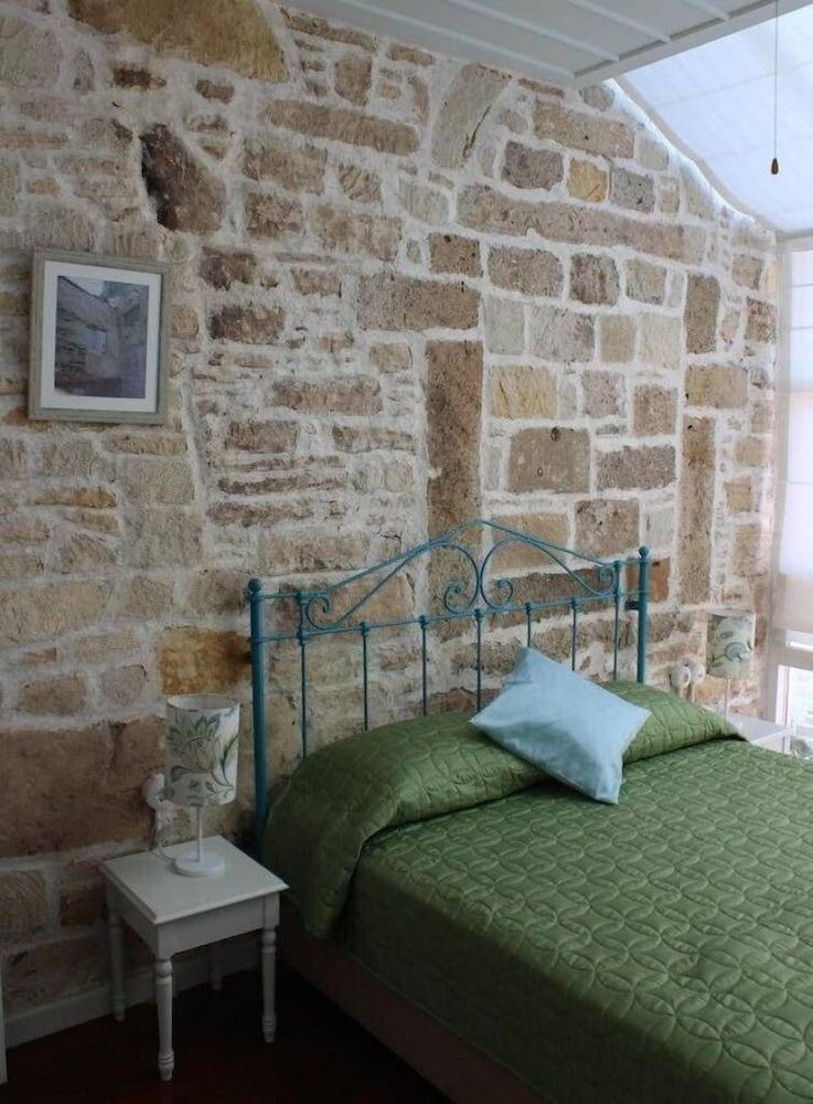 undefined Eski Tas Otel