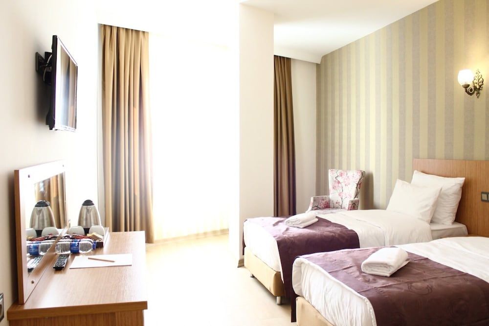 Hotel Melidium Standard Twin Room, 2 Twin Beds, Non Smoking, City View 2