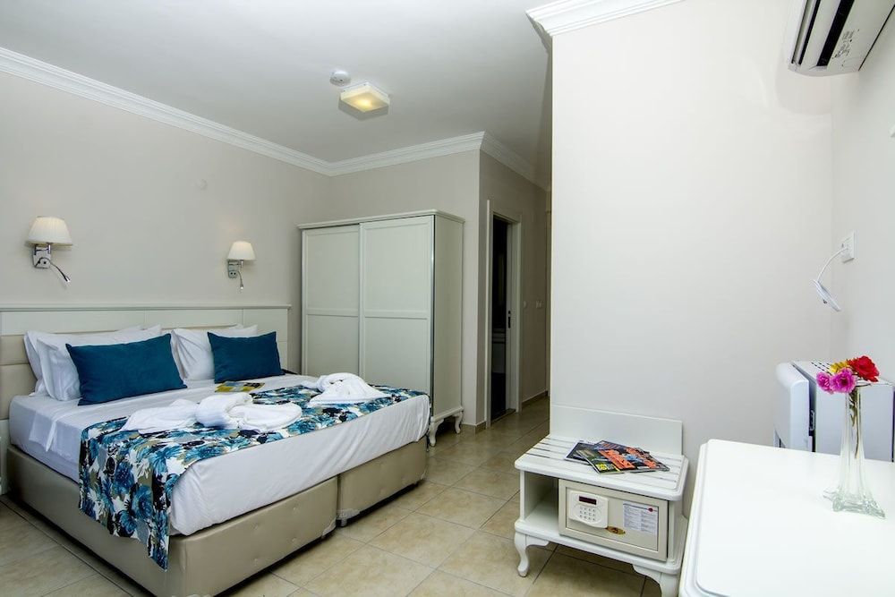 Sovalye Hotel Double or Twin Room, Sea View 3