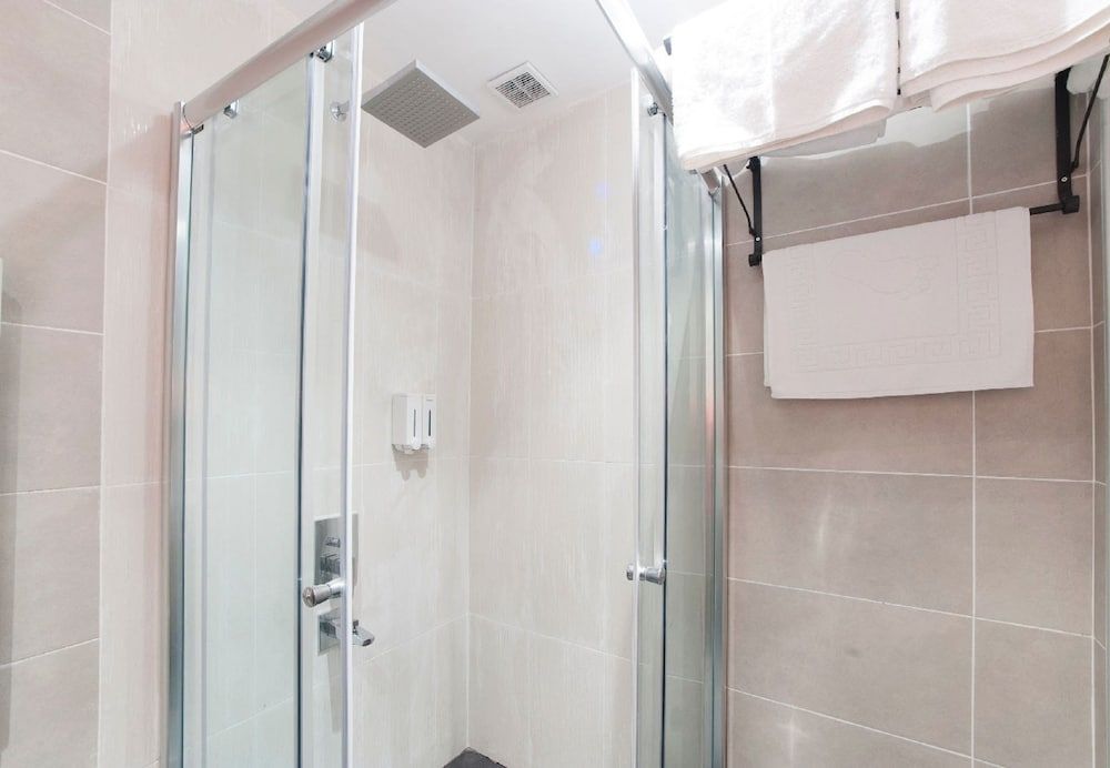 35tam Deluxe Studio 9