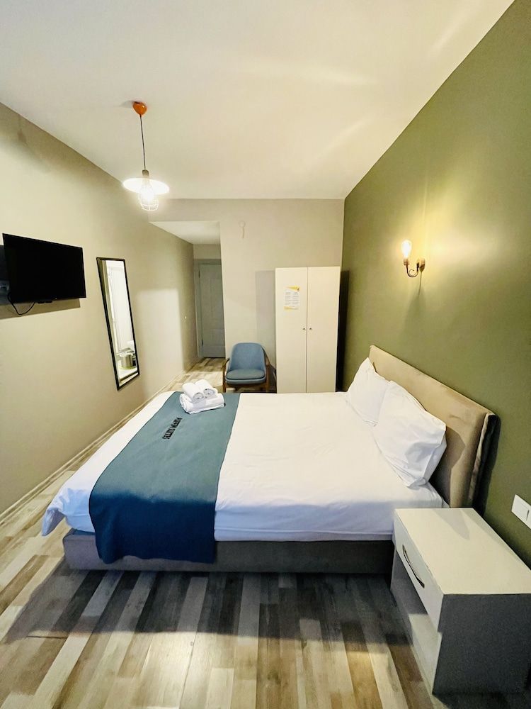undefined Puffin Suites & Rooms 7