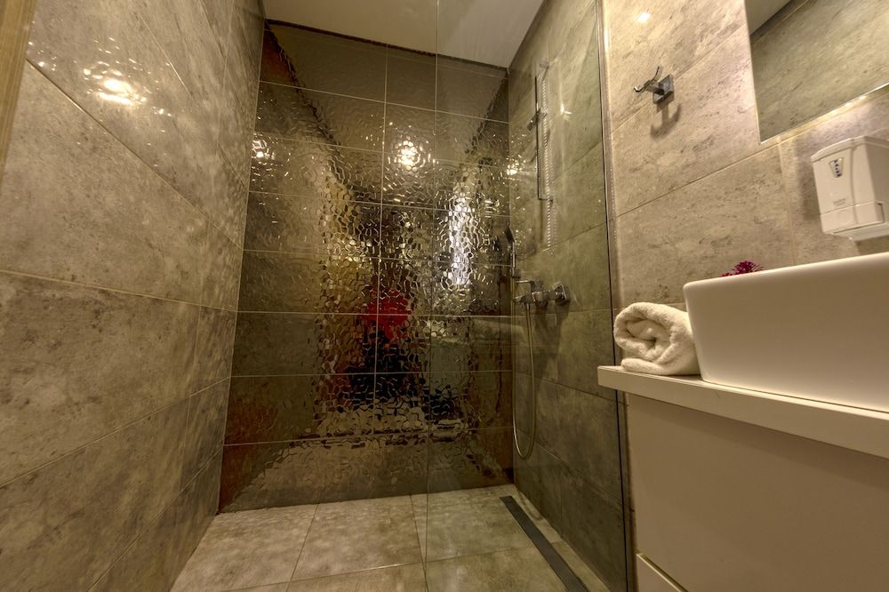 My House N5 Suite Hotel Deluxe Twin Room 9