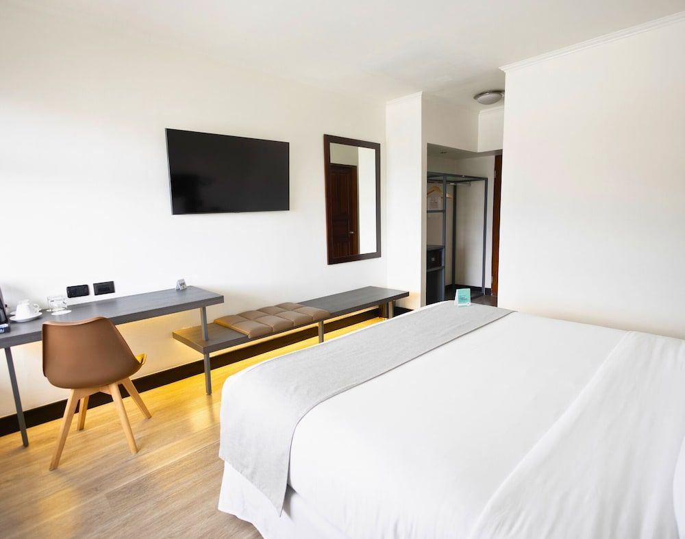 undefined Parque del Lago Boutique Hotel 5