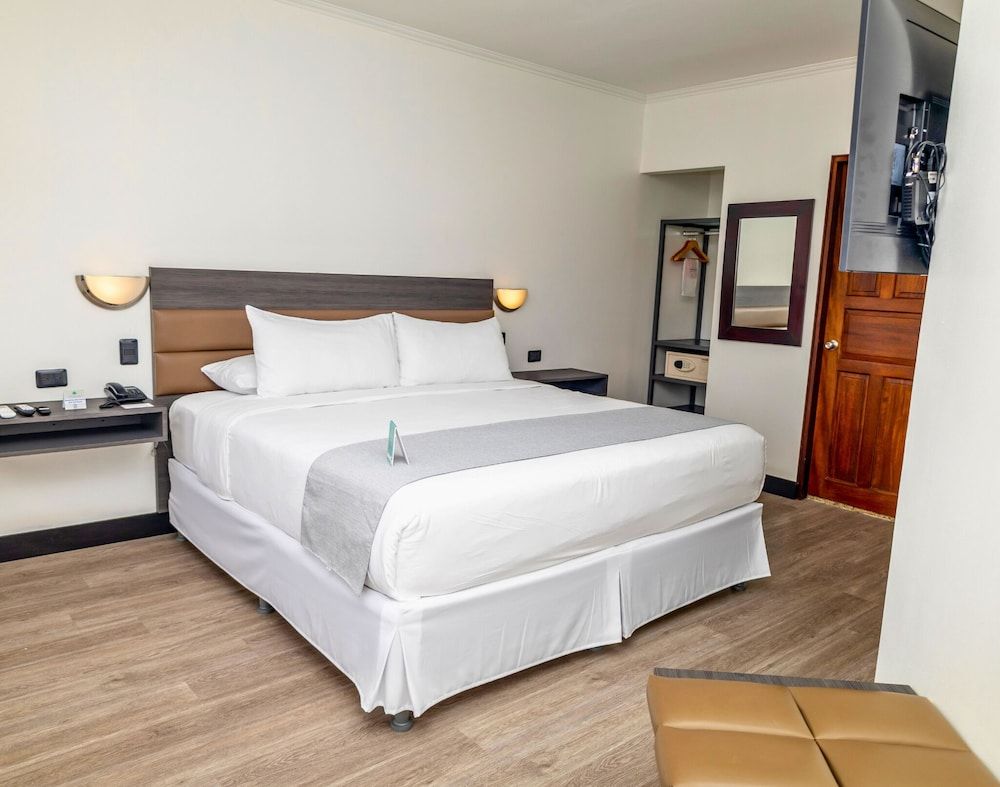 undefined Parque del Lago Boutique Hotel 3