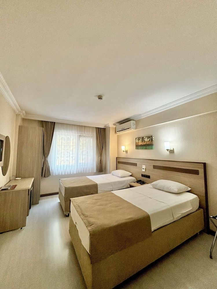 Gold Hotel Double or Twin Room 2