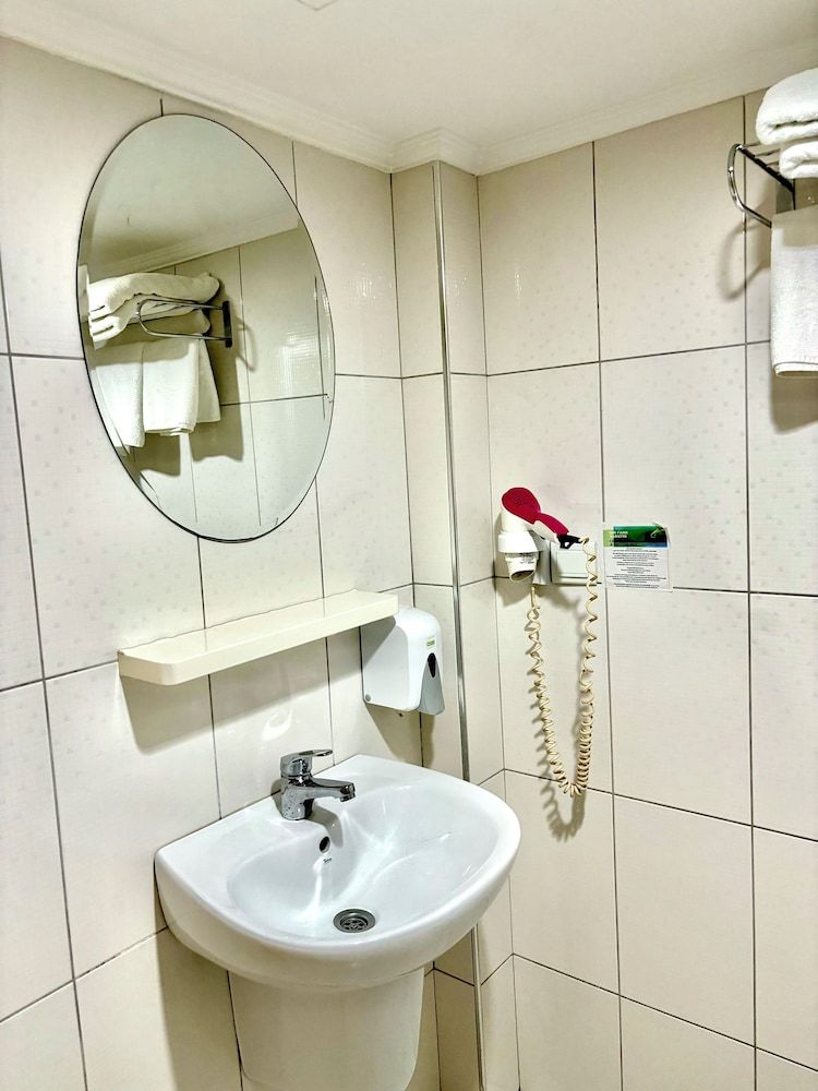 Gold Hotel Double or Twin Room 9