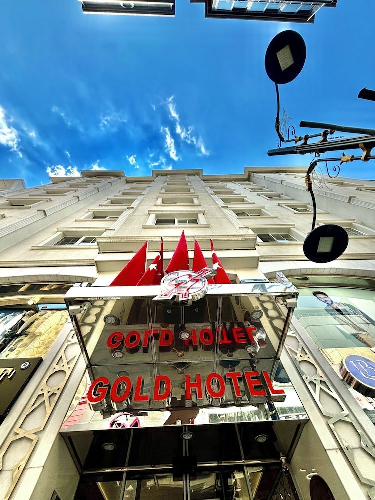 undefined Gold Hotel 10