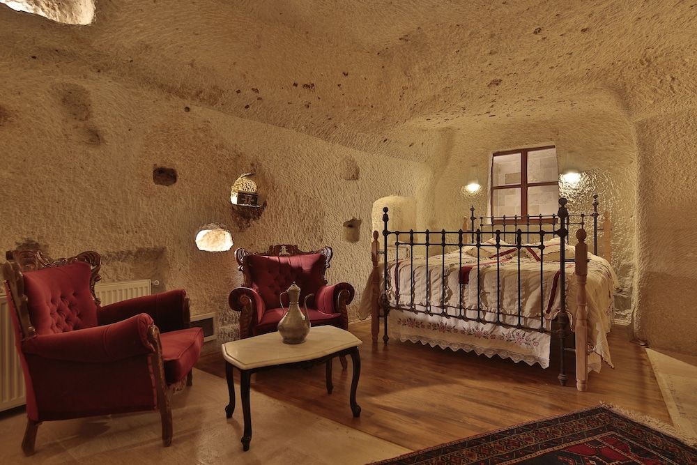 Village Cave House Hotel Deluxe Double Room, 1 Queen Bed 7
