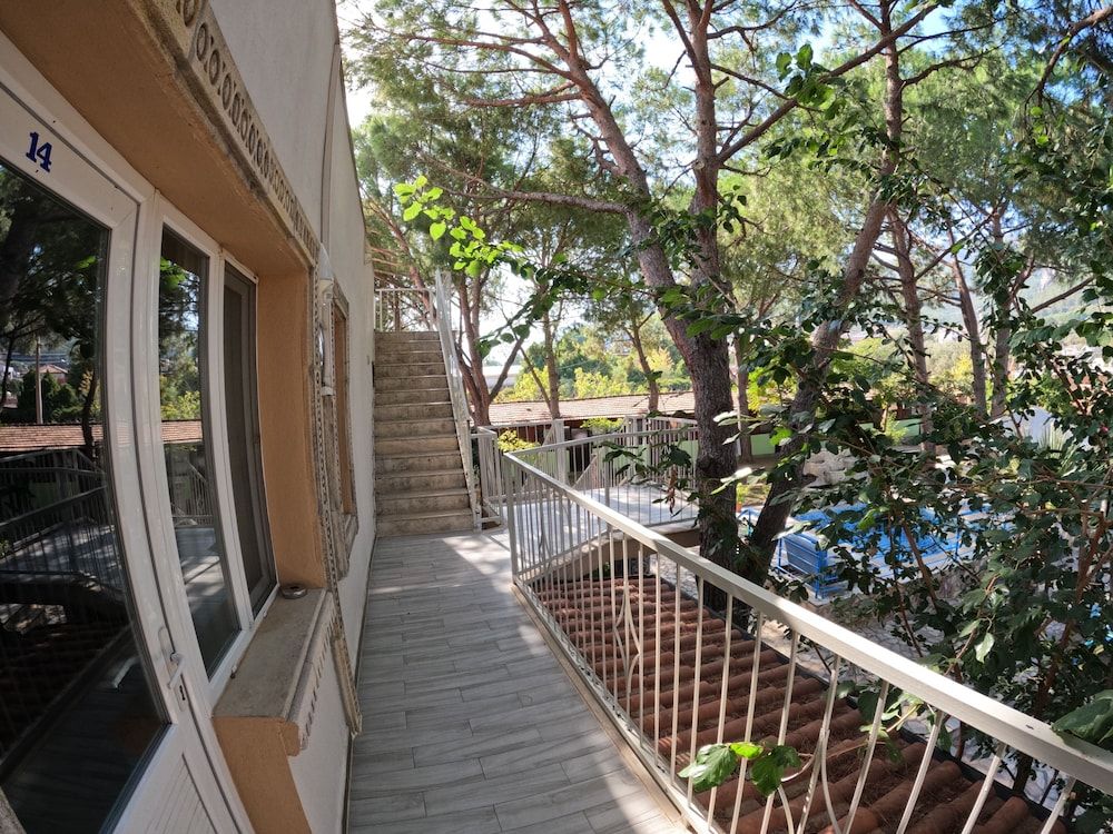 Atilla's Getaway Comfort Twin Room 5