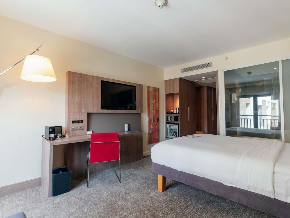 undefined Novotel Istanbul Bosphorus 7