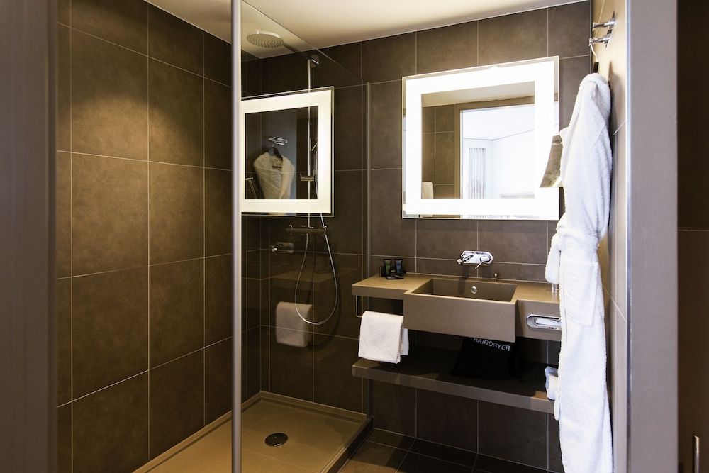 undefined Novotel Istanbul Bosphorus 10