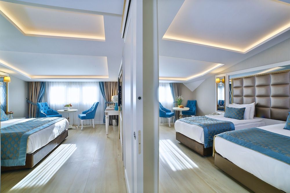 Büke Hotel Şişli Corner Quadruple Room