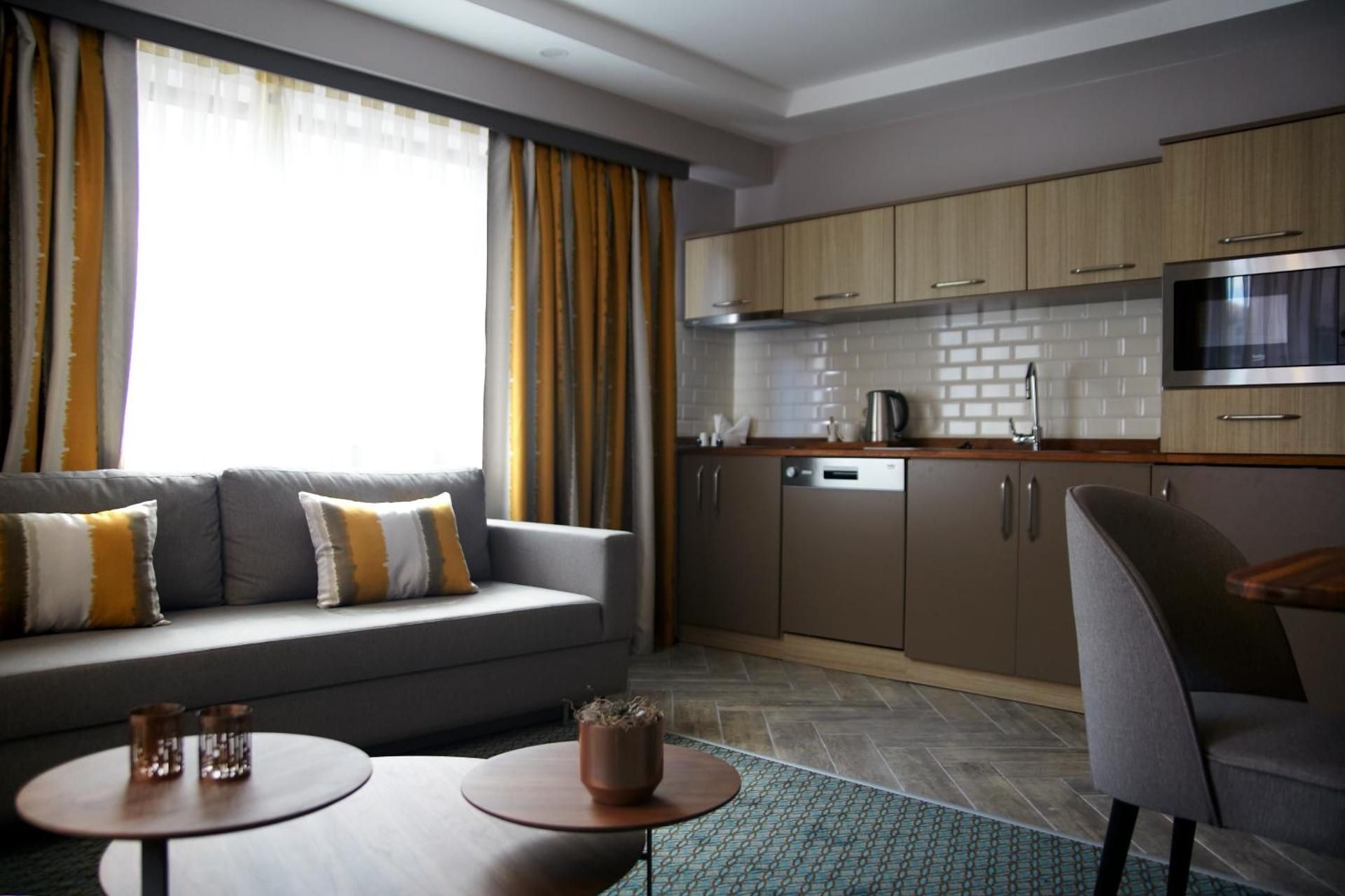 undefined Tophane Suites 10