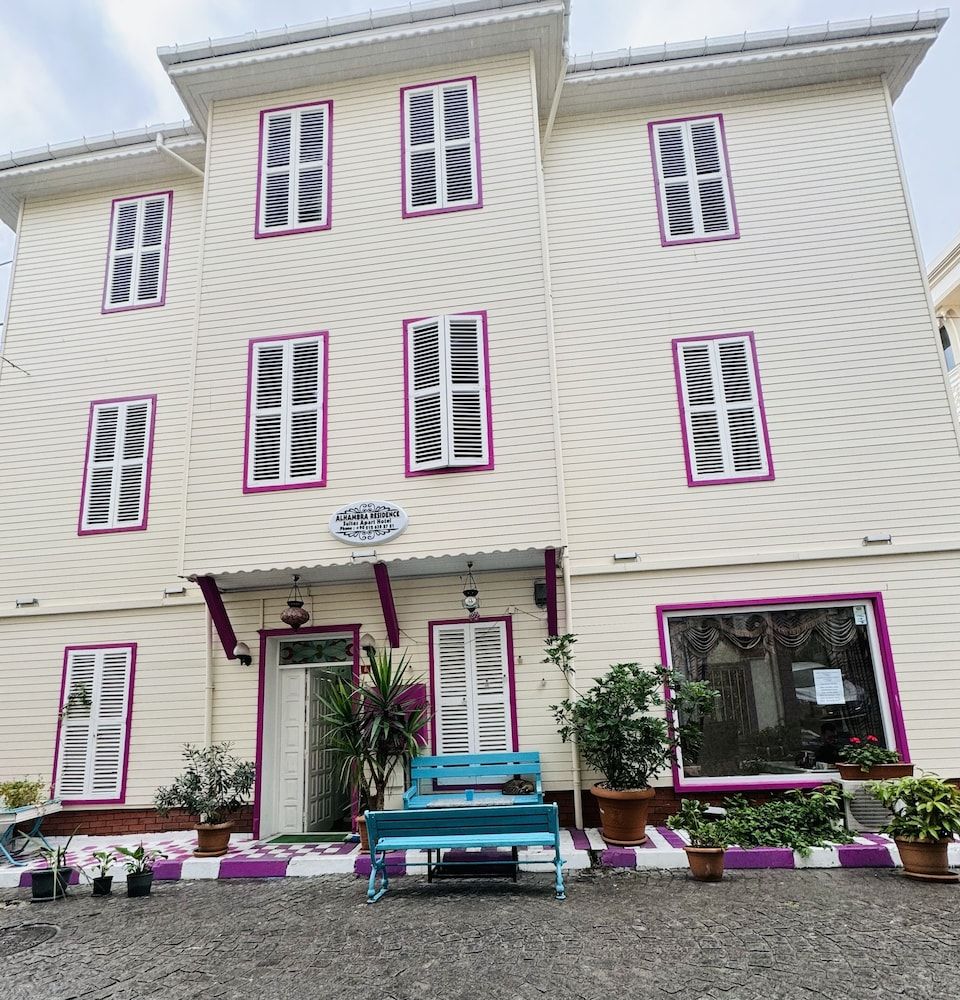 undefined Alhambra Apart Hotel 6