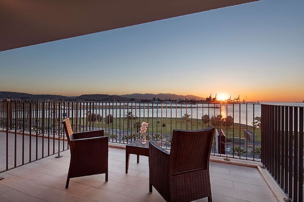 undefined Hilton Garden Inn Izmir Bayrakli 4