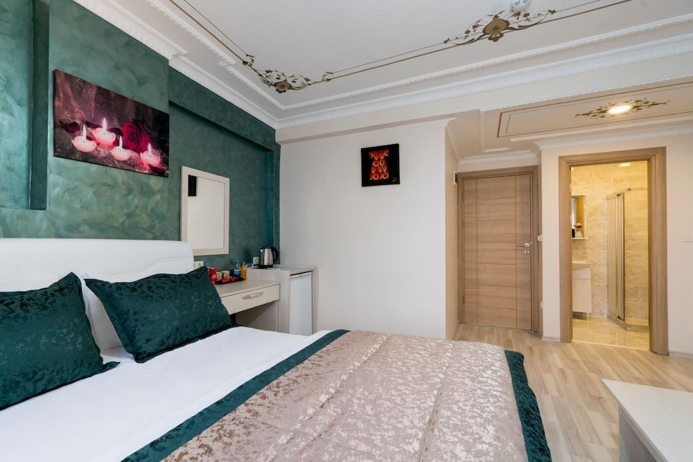 undefined Atam Suites & Apart 8