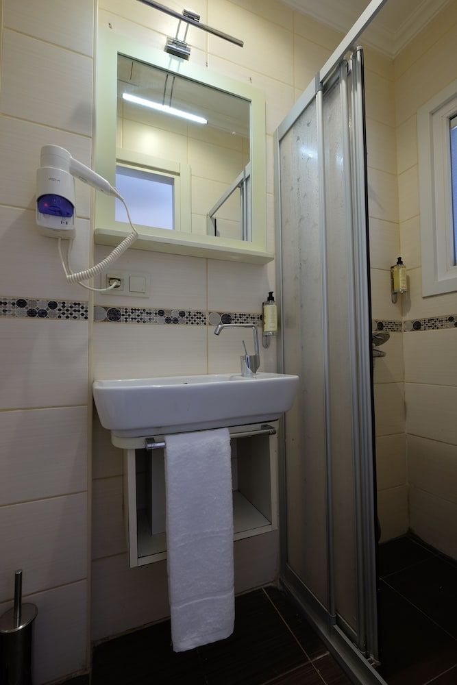 undefined Ada Home's Hotel Taksim 8