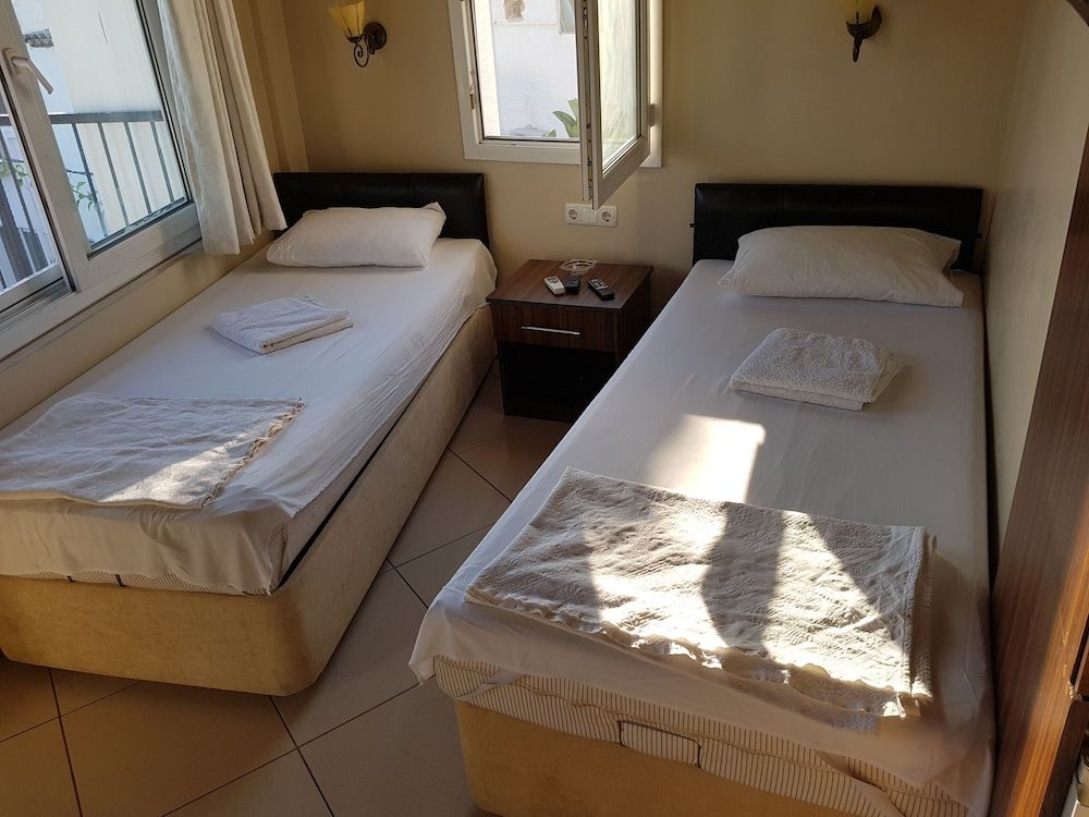 undefined Durak Hotel 2