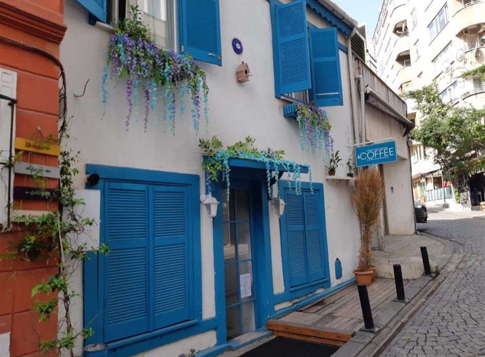 undefined Hot Budget 9