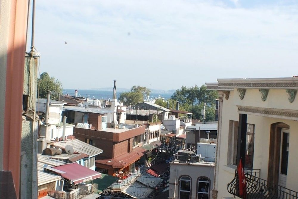 The First Ottoman Apartments Superior Double Room, Balcony 13