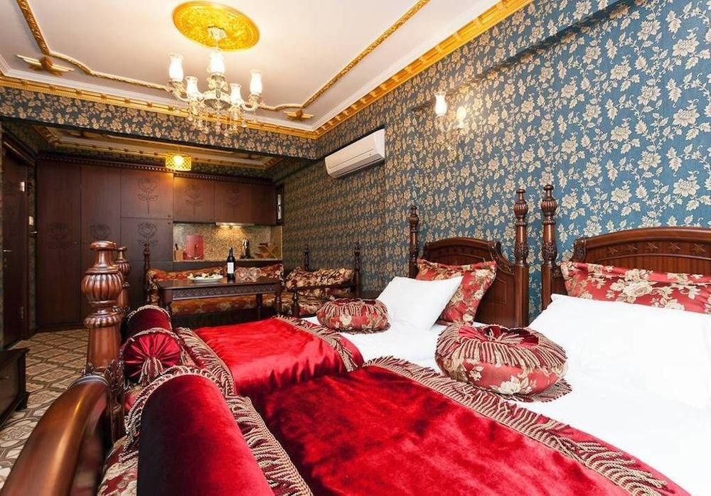 The First Ottoman Apartments Family Suite 4
