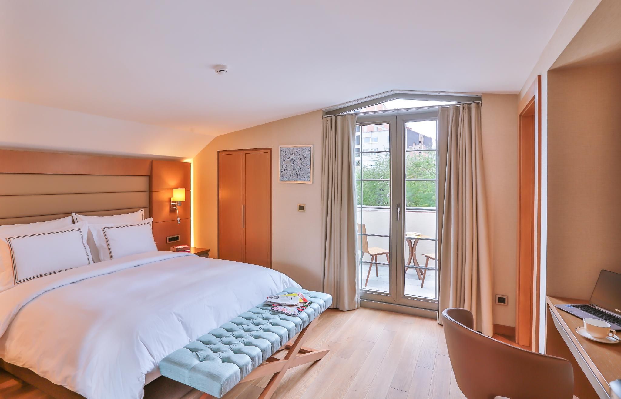 undefined Ada Suites Nisantasi 6