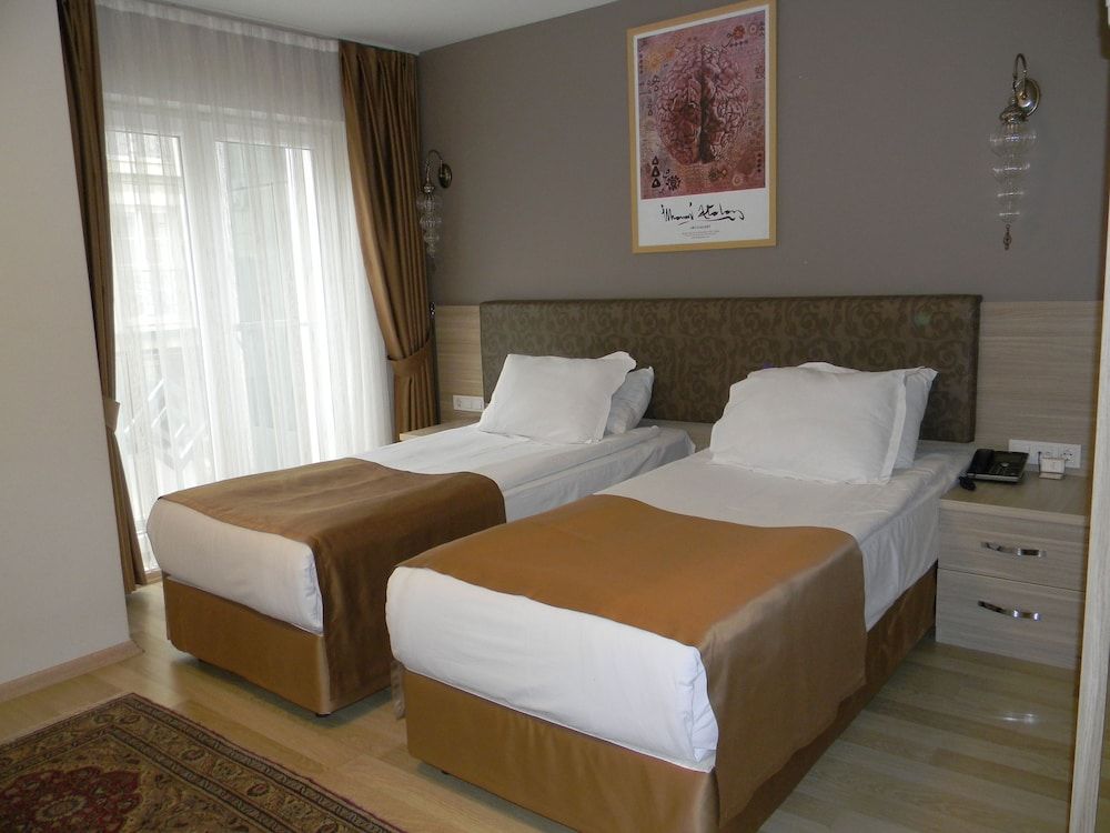 Hotel Ottoman Luxury Double or Twin Room 2