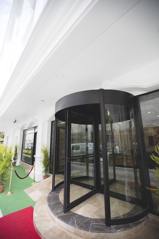 undefined Royal Inci Airport Hotel 8