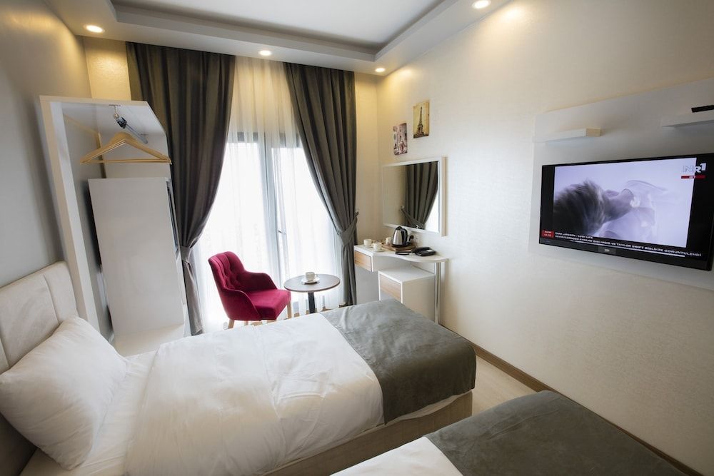 Royal Inci Airport Hotel Deluxe Double or Twin Room, City View